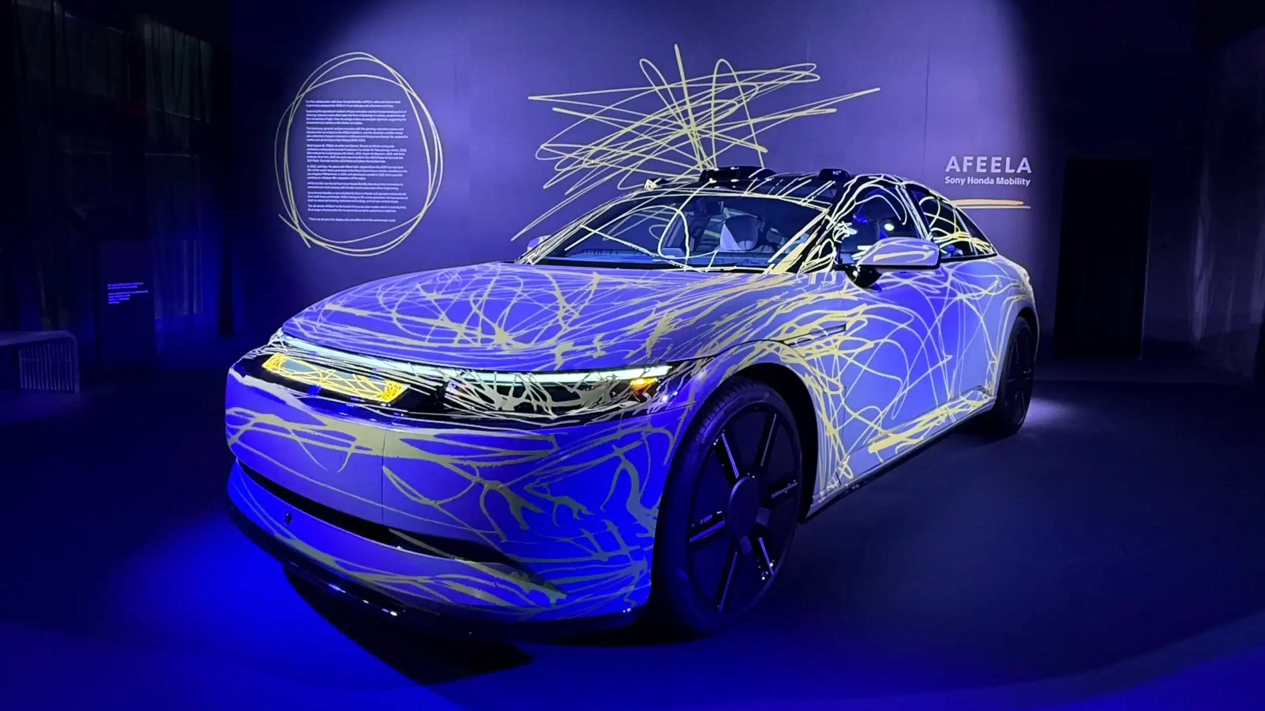 web_eyecatch_Frieze_LA_Recap-1 - AI Inside